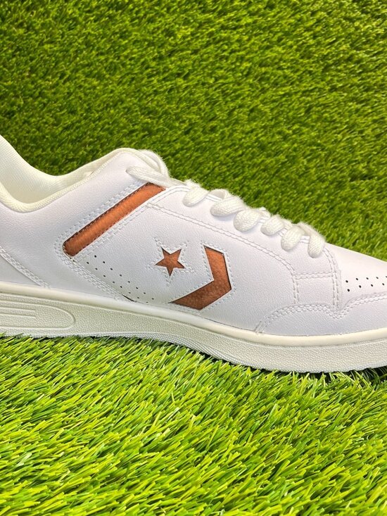 Converse Weapon Low White Nutshell Brown Mens Size 13 Athletic Shoes Sneakers - Picture 4 of 9